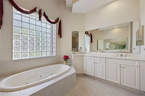 109 SW 128th Avenue Plantation FL 33325
