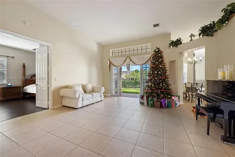 109 SW 128th Avenue Plantation FL 33325