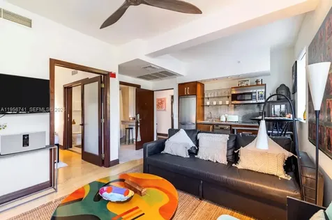 1036 Ocean Drive Miami Beach FL 33139