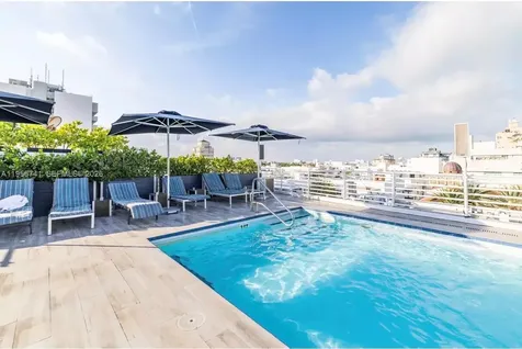 1036 Ocean Drive Miami Beach FL 33139