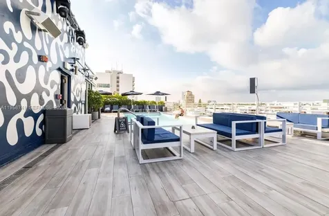 1036 Ocean Drive Miami Beach FL 33139