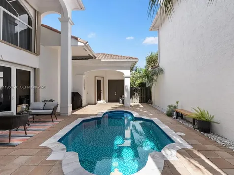 3960 194th Trail Sunny Isles Beach FL 33160