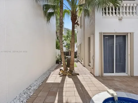 3960 194th Trail Sunny Isles Beach FL 33160