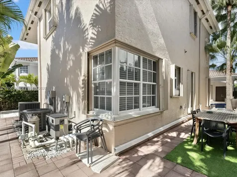 3960 194th Trail Sunny Isles Beach FL 33160