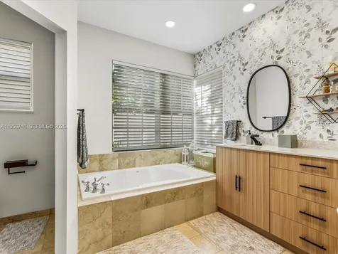 3960 194th Trail Sunny Isles Beach FL 33160