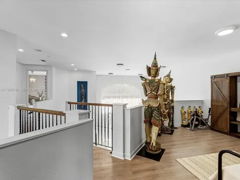 3960 194th Trail Sunny Isles Beach FL 33160