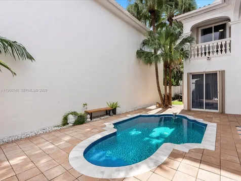 3960 194th Trail Sunny Isles Beach FL 33160