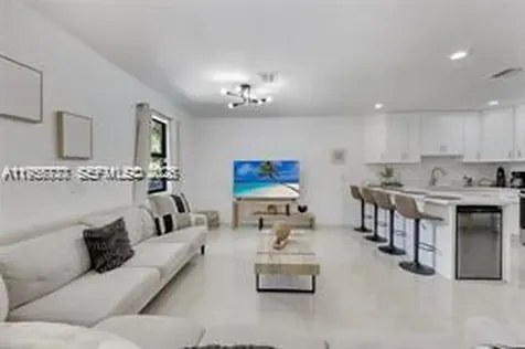 1401 SW 3rd Avenue Dania Beach FL 33004