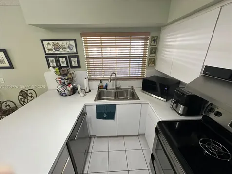 15421 SW 95th Lane Miami FL 33196