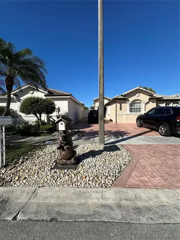 15421 SW 95th Lane Miami FL 33196