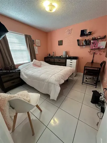 15421 SW 95th Lane Miami FL 33196