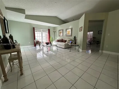 15421 SW 95th Lane Miami FL 33196