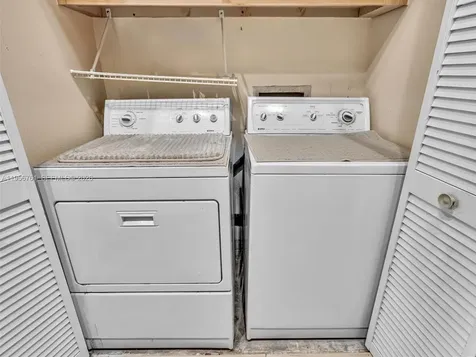 2350 Elm Court Pembroke Pines FL 33026