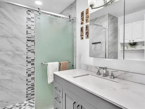 2350 Elm Court Pembroke Pines FL 33026