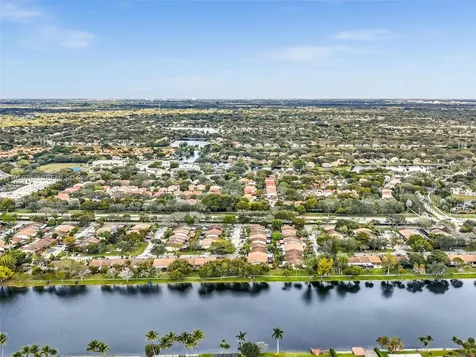 2350 Elm Court Pembroke Pines FL 33026