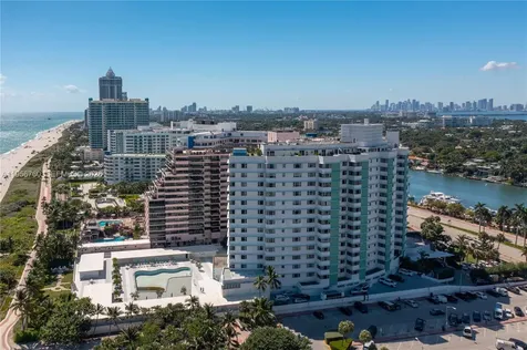 5255 Collins Avenue Miami Beach FL 33140