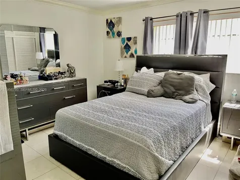 7328 SW 82nd Street Miami FL 33143