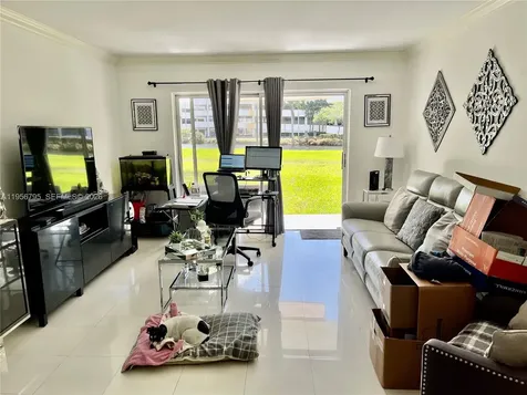 7328 SW 82nd Street Miami FL 33143