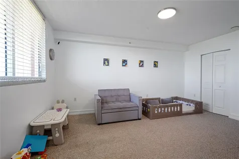 2001 N Ocean Boulevard Fort Lauderdale FL 33305