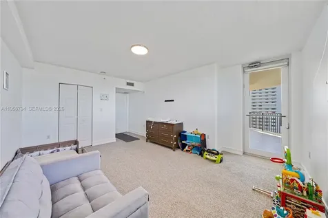 2001 N Ocean Boulevard Fort Lauderdale FL 33305