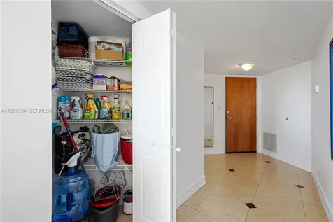 2001 N Ocean Boulevard Fort Lauderdale FL 33305