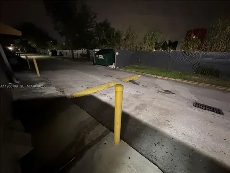 18505 NW 75th Place Hialeah FL 33015