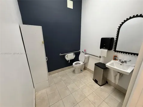 18505 NW 75th Place Hialeah FL 33015