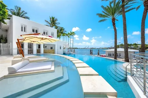 24 S Hibiscus Drive Miami Beach FL 33139