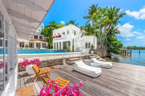 24 S Hibiscus Drive Miami Beach FL 33139
