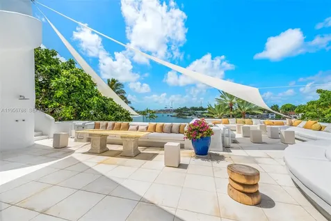 24 S Hibiscus Drive Miami Beach FL 33139