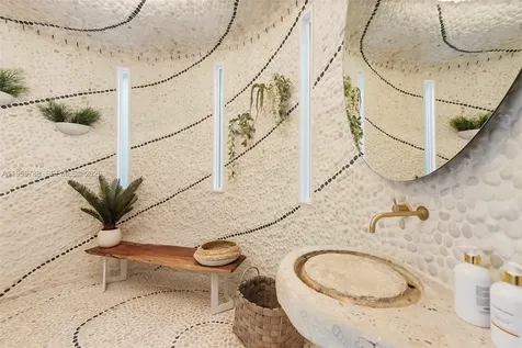 24 S Hibiscus Drive Miami Beach FL 33139