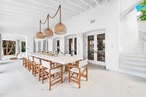 24 S Hibiscus Drive Miami Beach FL 33139