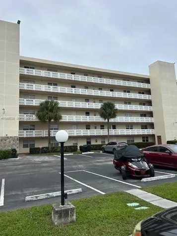301 SE 3rd Street Dania Beach FL 33004