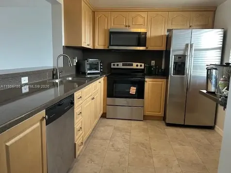 301 SE 3rd Street Dania Beach FL 33004