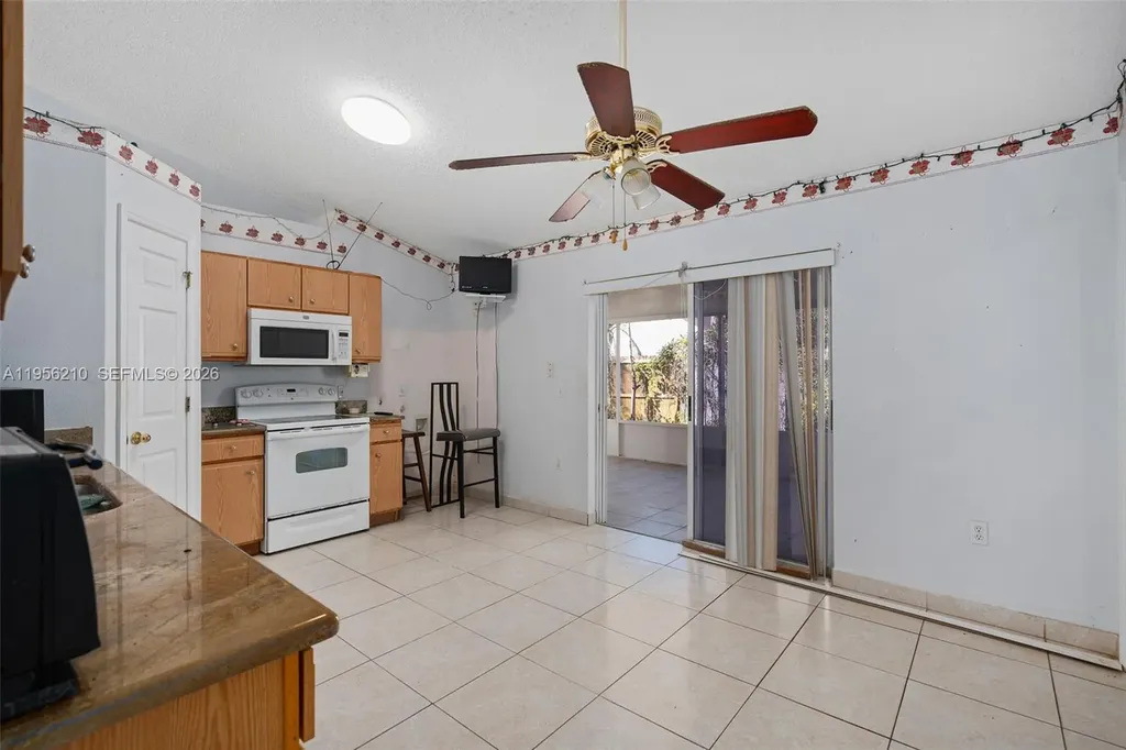 327 Ridge Court Other City - In The State Of Florida FL 32712