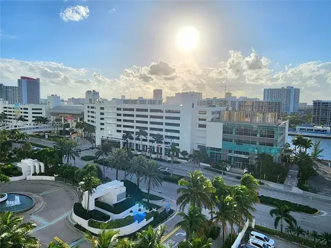 3505 S Ocean Drive Hollywood FL 33019