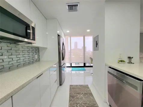 3505 S Ocean Drive Hollywood FL 33019