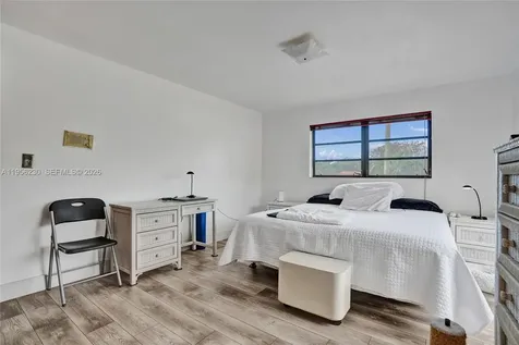 2311 SW 5th Avenue Miami FL 33129