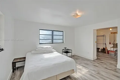 2311 SW 5th Avenue Miami FL 33129