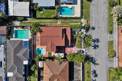 2311 SW 5th Avenue Miami FL 33129
