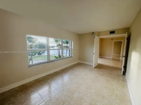 411 S Hollybrook Drive Pembroke Pines FL 33025