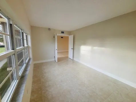 411 S Hollybrook Drive Pembroke Pines FL 33025