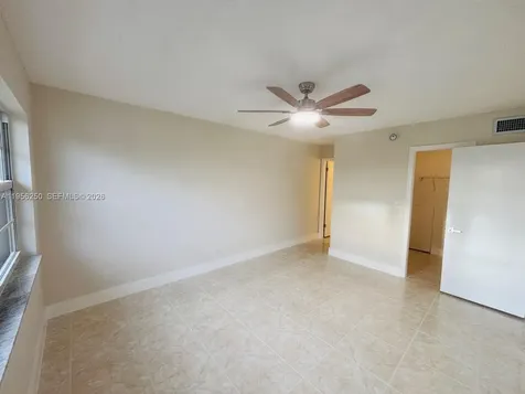 411 S Hollybrook Drive Pembroke Pines FL 33025