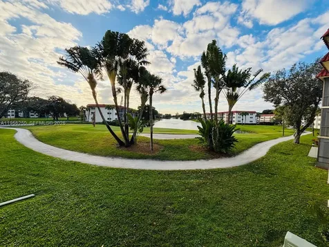 411 S Hollybrook Drive Pembroke Pines FL 33025