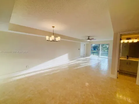 411 S Hollybrook Drive Pembroke Pines FL 33025