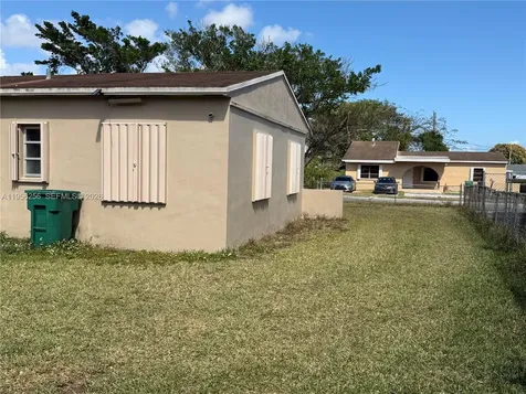 14680 Tyler Street Miami FL 33176