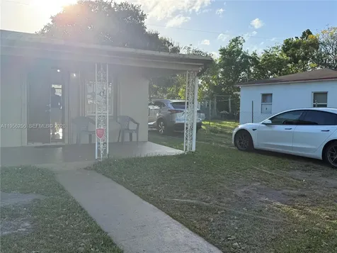 14680 Tyler Street Miami FL 33176