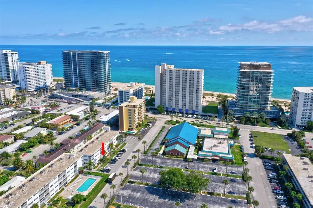 3221 NE 8th Street Pompano Beach FL 33062