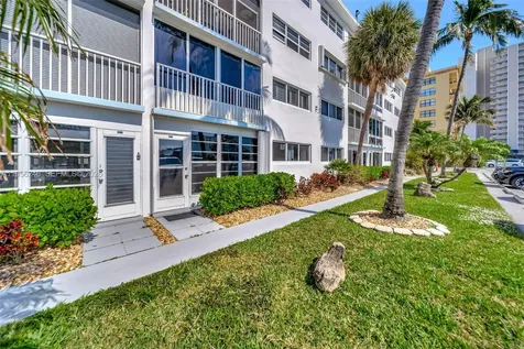 3221 NE 8th Street Pompano Beach FL 33062