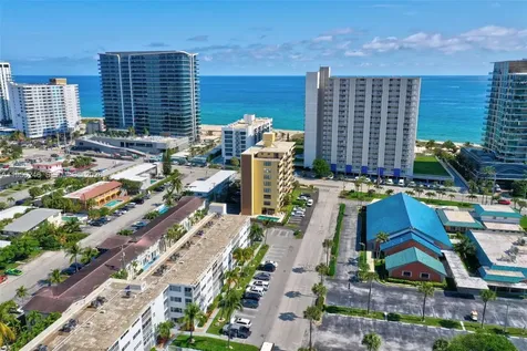3221 NE 8th Street Pompano Beach FL 33062